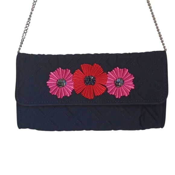 NWOT Vera Bradley Celebration Clutch Classic Bag with Pink Blossom - Picture 2 of 3